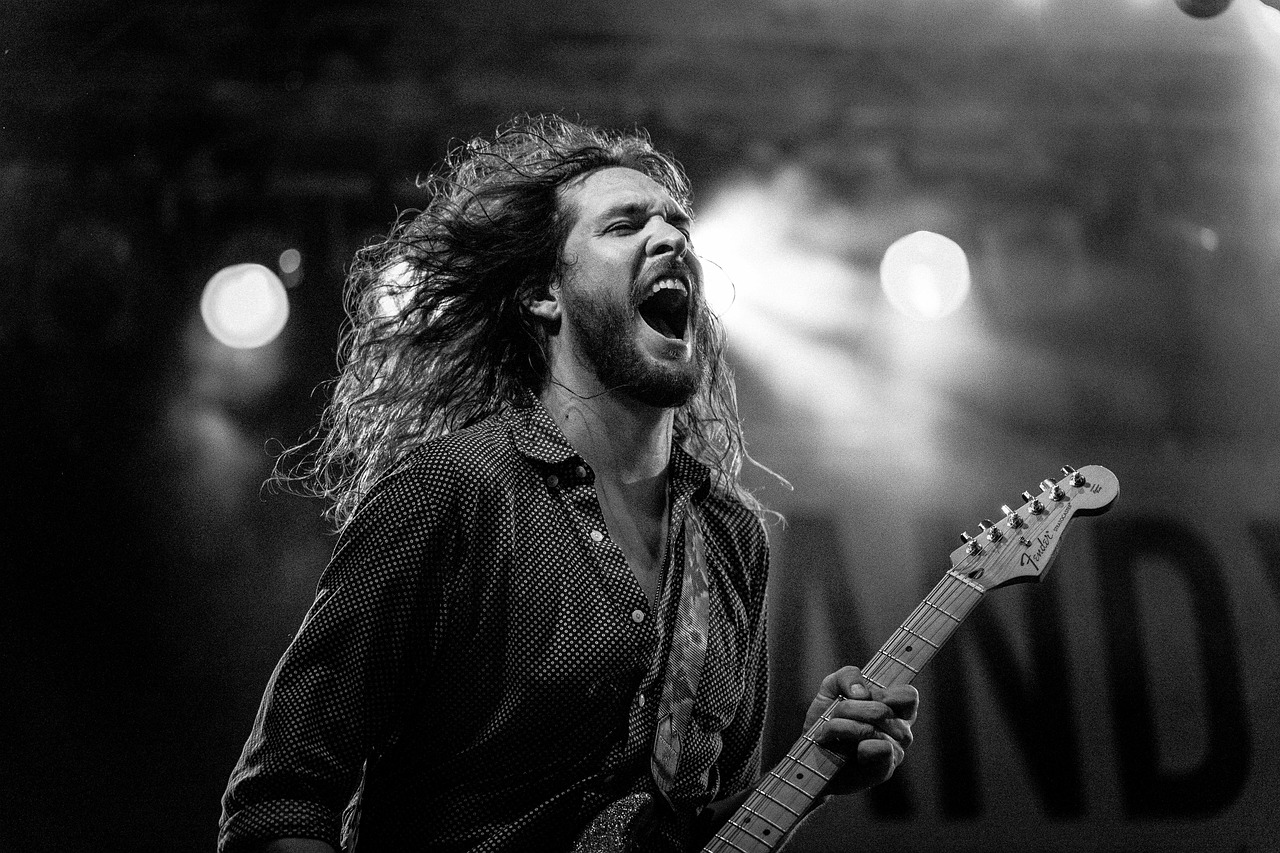 Lagu Memandangmu dari Ikke Nurjanah: Makna, Pesan, dan Latar Belakang yang Abadi